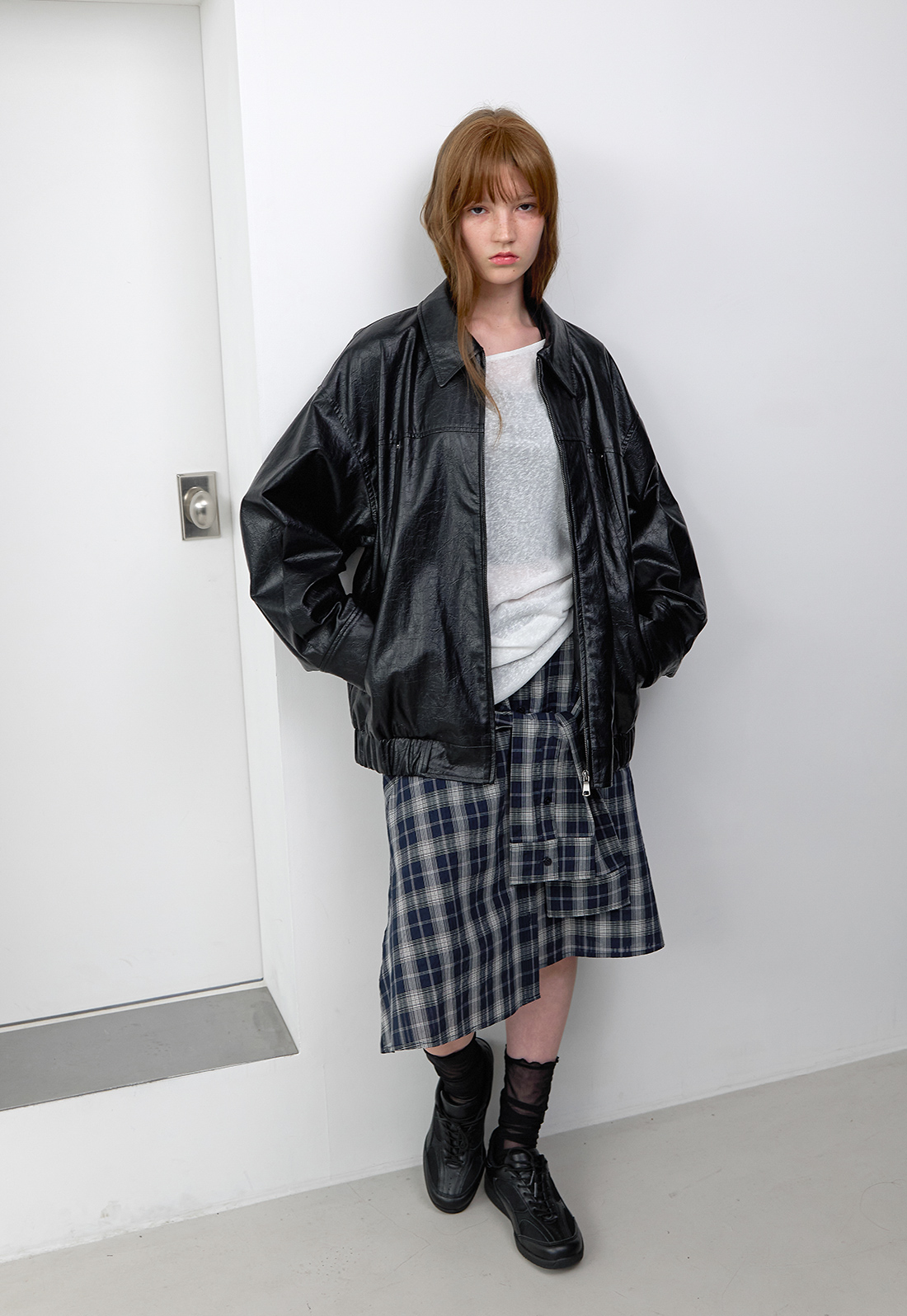 JP-601)CRINCLE LEATHER OVERSIZED JUMPER | ファッション通販サイト NUGU